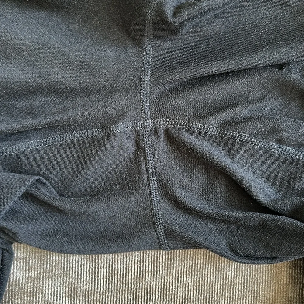 Vuori Performance Jogger - Picture 4 of 5